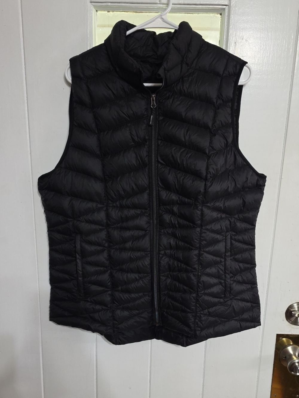 Unbranded Women's? Down Filled Vest Quilted Black Pockets Zips Sz XL GUC *READ*
